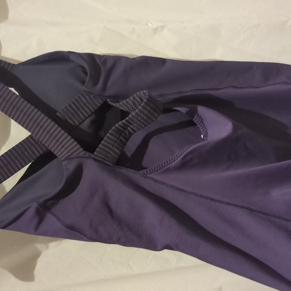 Lululemon Tank - Size 8 - Picture 2 of 5
